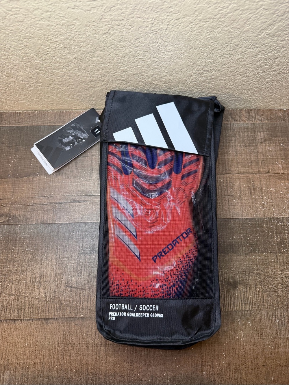 Adidas Predator GL Pro Goalie Soccer Gloves.
- Size 11 Men.